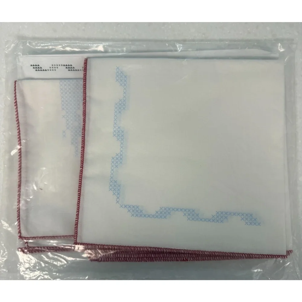 Herrschners Vintage Santa Stamped Cross Stitch Table Runner & Napkins Kit - NOS